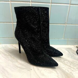 🖤black rhinestone heel ankle boots🖤